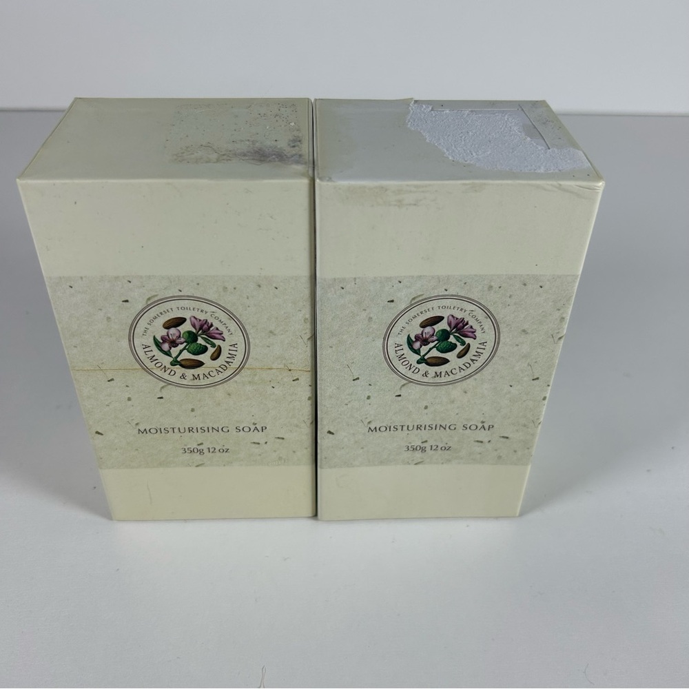 The Somerset Toiletry Company  Soap Bar Almond & Macadamia Moisturizing Lot Of 2